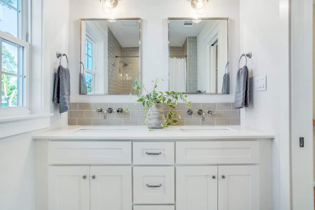 Newspaper-article-435-ALLISON-Drive-page-001-websized