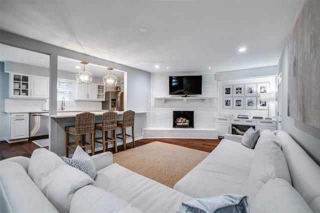 03a32aaa3b1ab749c2942ed82a7c79ael-m322749252xd-w1020_h770_q80-1