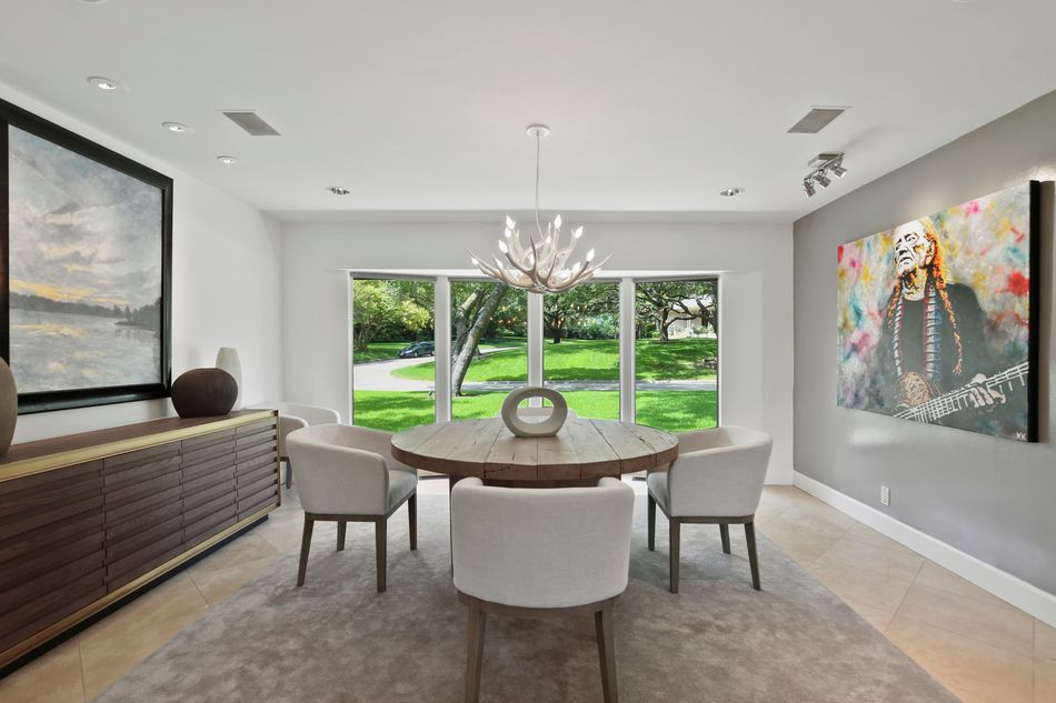 01_7405Kenshire-vector