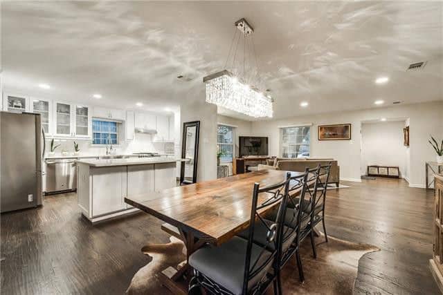 0cc77ba08d120c3d3928c127db4cafdal-m0xd-w1020_h770_q80