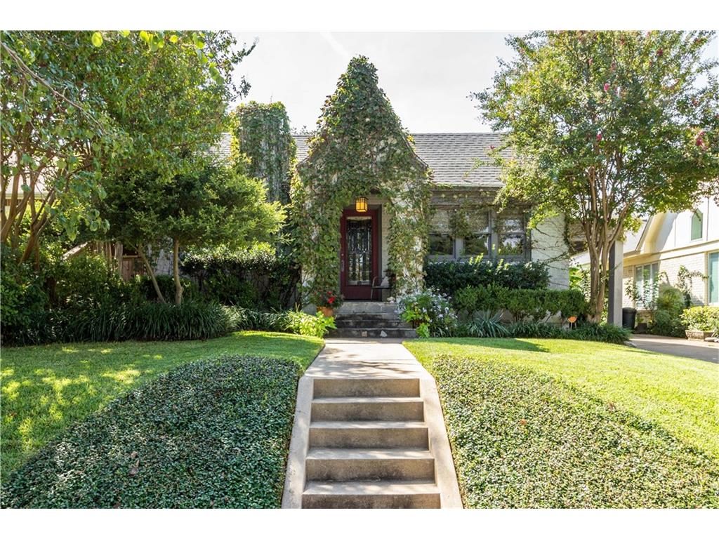 3771-W-4th-Street-30