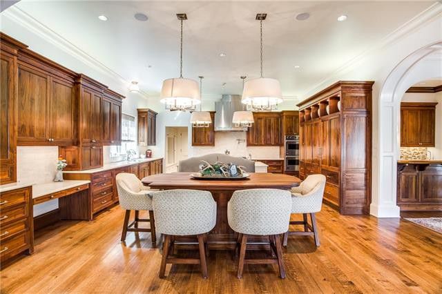 10203-Hollow-Way-Rd-17