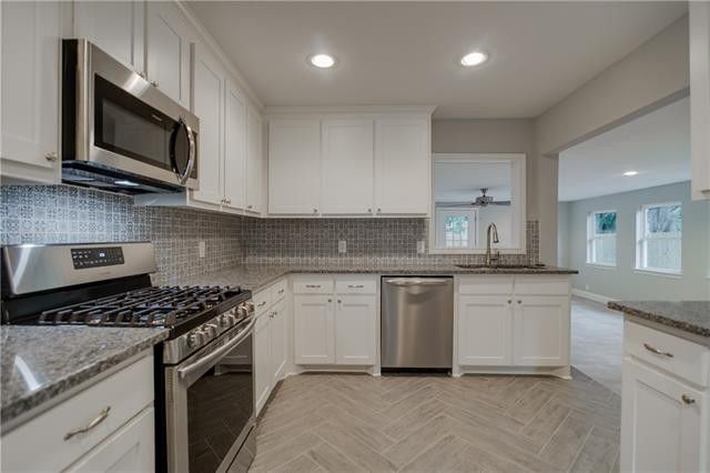 10226-Eastwood-Living