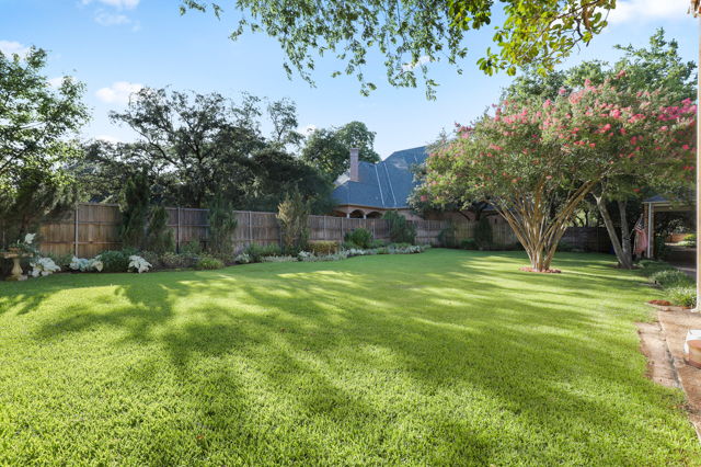 07_4730RoyalLane_007_mls-1