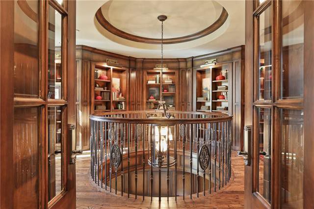 10706-Bridge-Hollow-Back-1