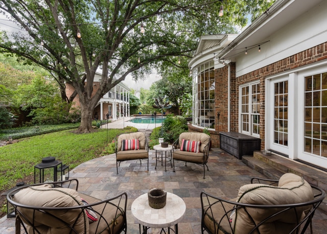 11053Strayhorn-3386H-1