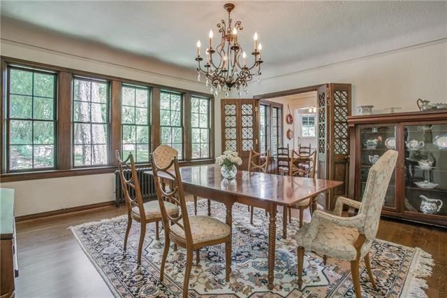 1122-Montclair-vector