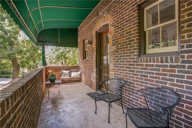 1122-Montclair-vector