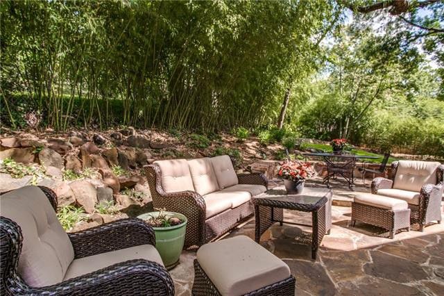 1122-Montclair-vector