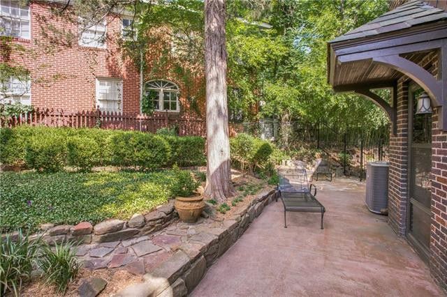 1122-Montclair-vector