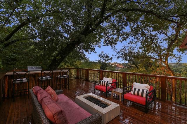 1125-N-Canterbury-Court-11