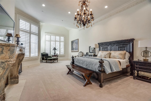 Hillcrest Estates Italian Villa