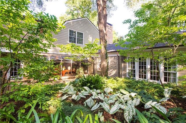 11525-Hillcrest-Rd-8