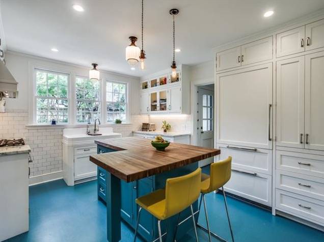 1321-E.-Canterbury-Ct.-HCHOTW-vector-1