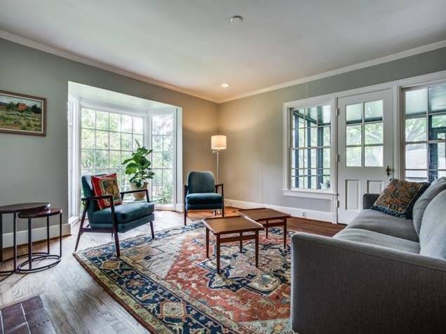 1321-E.-Canterbury-Ct.-HCHOTW-vector-1