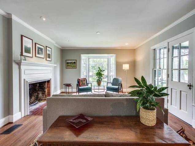 1321-E.-Canterbury-Ct.-HCHOTW-vector-1