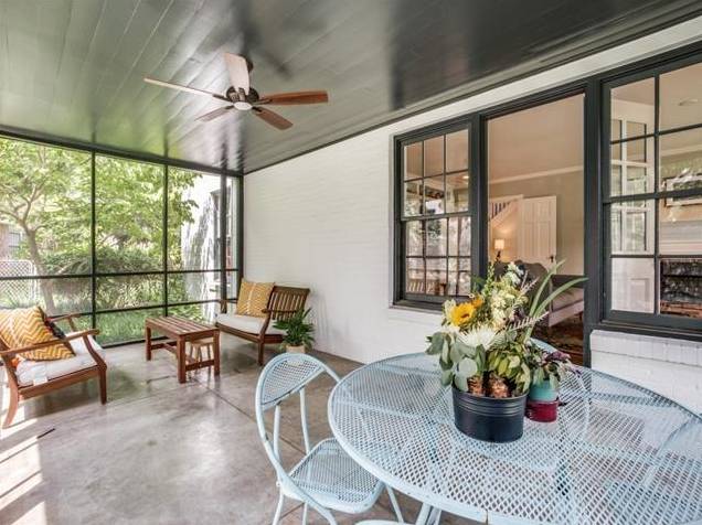 1321-E.-Canterbury-Ct.-HCHOTW-vector-1