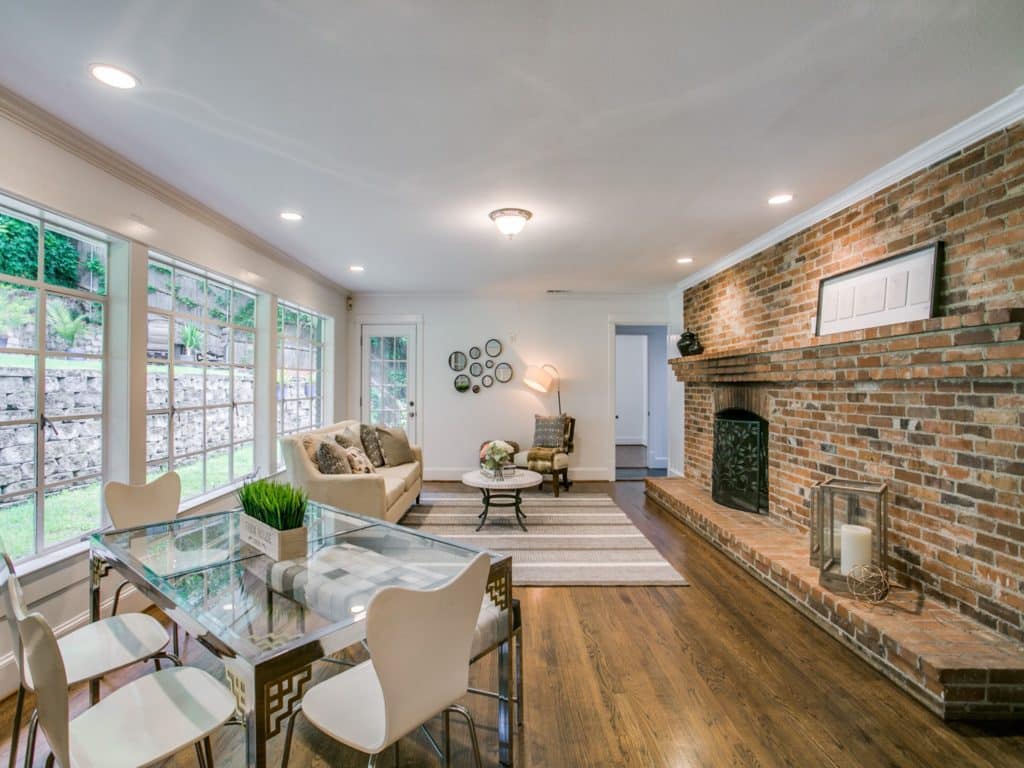 1323-N.-Edgefield-HCHOTW-1