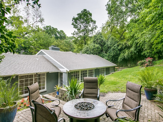 1323-N.-Edgefield-HCHOTW-1