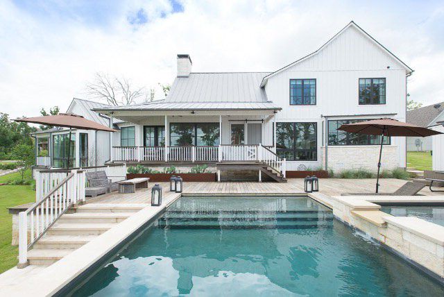 13380-Waterside-Drive-Malakoff-long-view