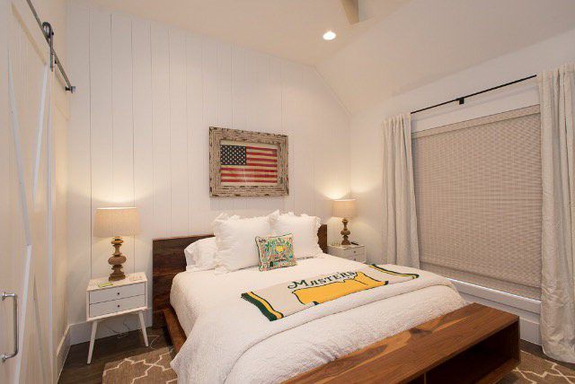 13380-Waterside-Drive-Malakoff-long-view