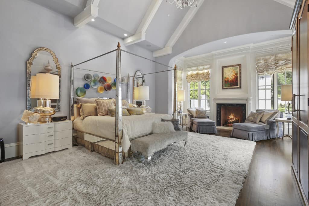 25_10706BridgeHollow__019_mls-1024x682