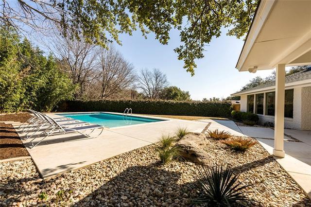 15slim-aarons-palmsprings-e1549564302592