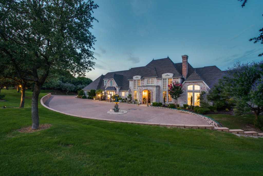 1600-winding-creek-prosper-tx-2-High-Res-31-1024x683