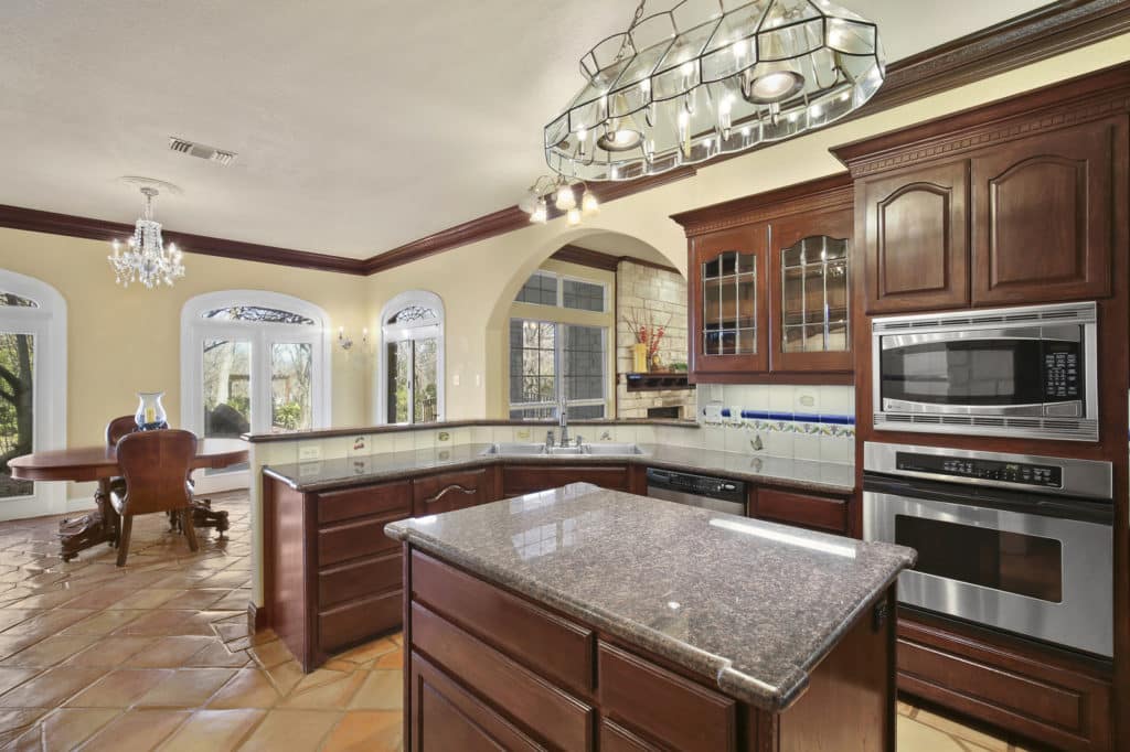47_140Brookbend_047_mls-1024x768