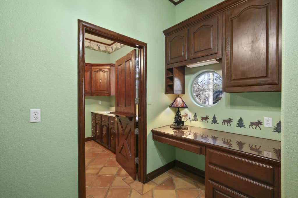 47_140Brookbend_047_mls-1024x768
