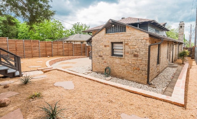 Dilbeck duplex