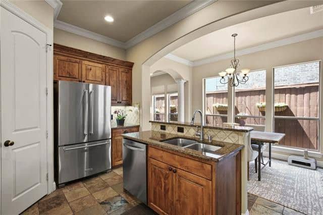 1b5ce8a534b76183f2d817669de2e372l-m0xd-w1020_h770_q80