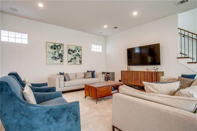 1b5ce8a534b76183f2d817669de2e372l-m0xd-w1020_h770_q80