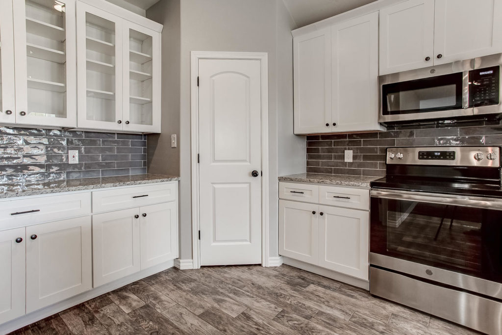 2008-Shane-Ave-large-014-17-Shane15-1500x1000-72dpi-1024x683