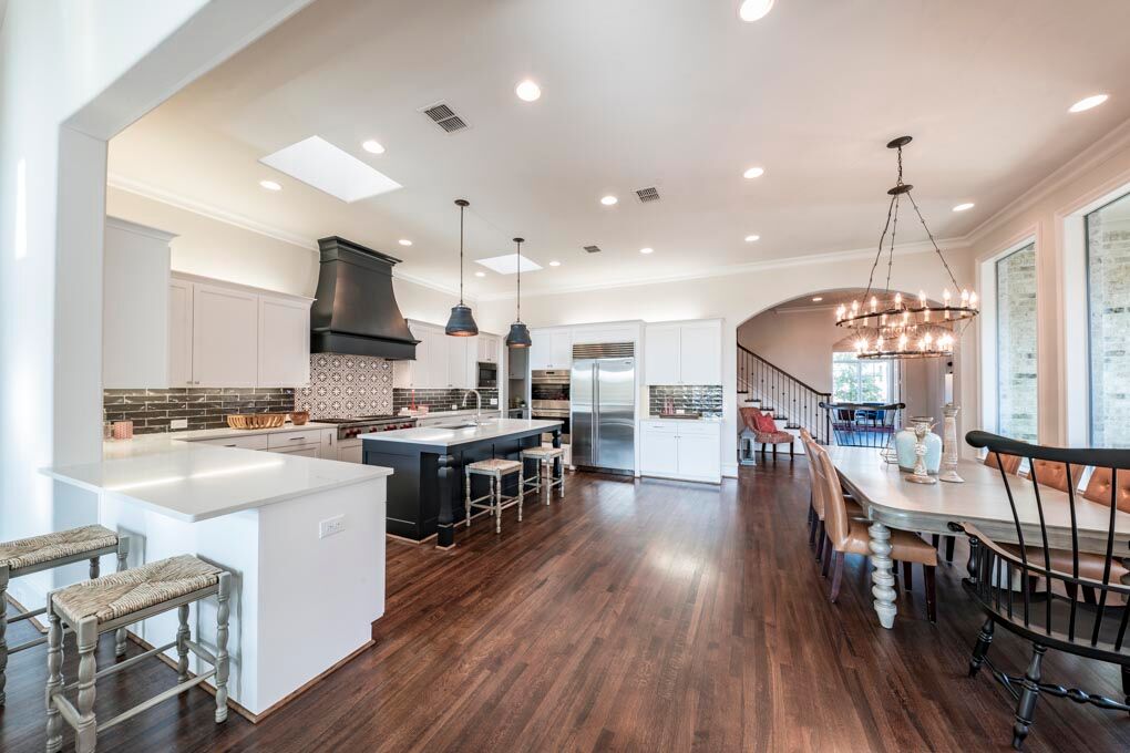 Hawkins-Welwood-scenes