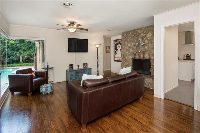 2104-Forest-Oaks-Front