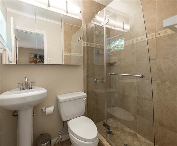 2104-Forest-Oaks-Front