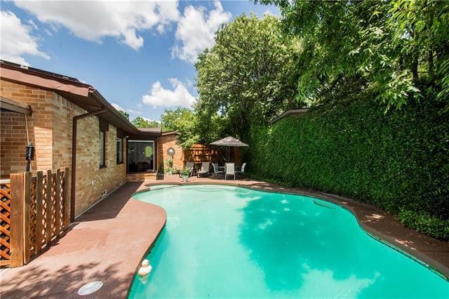 2104-Forest-Oaks-Front