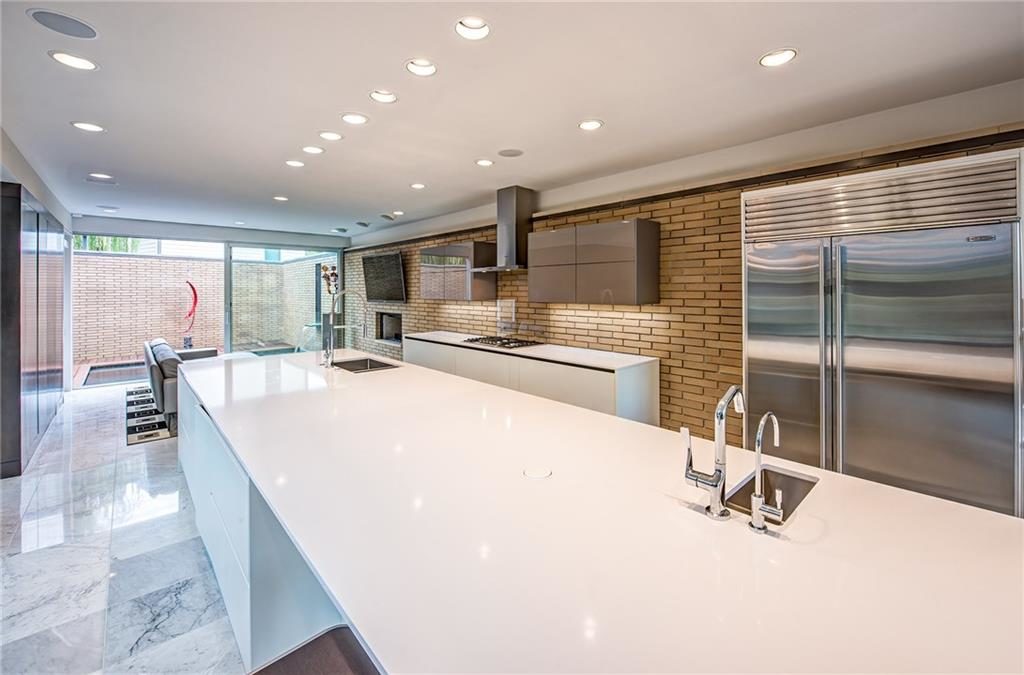 2203-Kessler-Woods-Court-vector