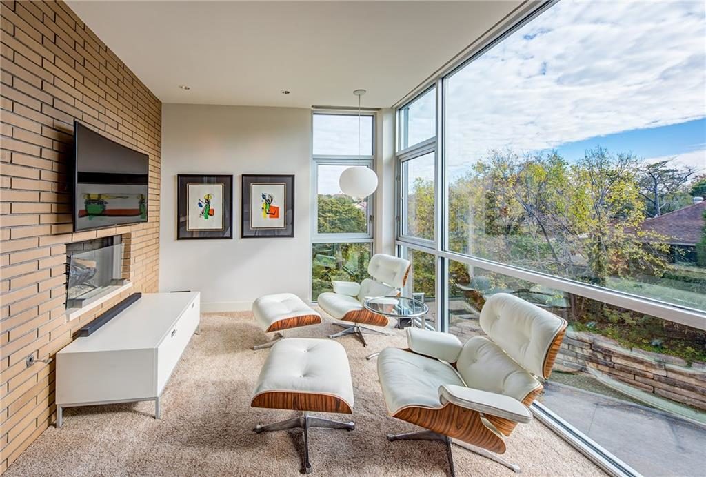 2203-Kessler-Woods-Court-vector