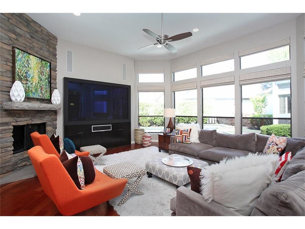 Dowling Drive family