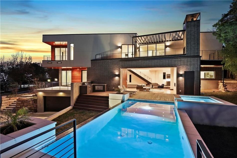 2215-Kessler-Woods-Court-tub