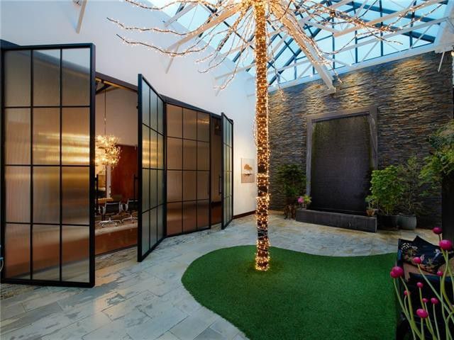 2278-Monitor-Street-Living-space-Overview