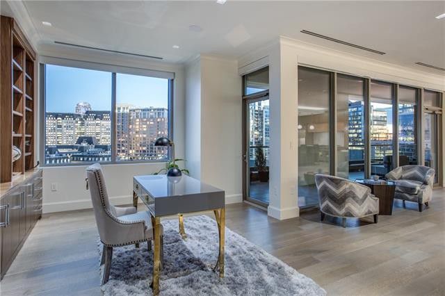 2215-Kessler-Woods-Court-tub