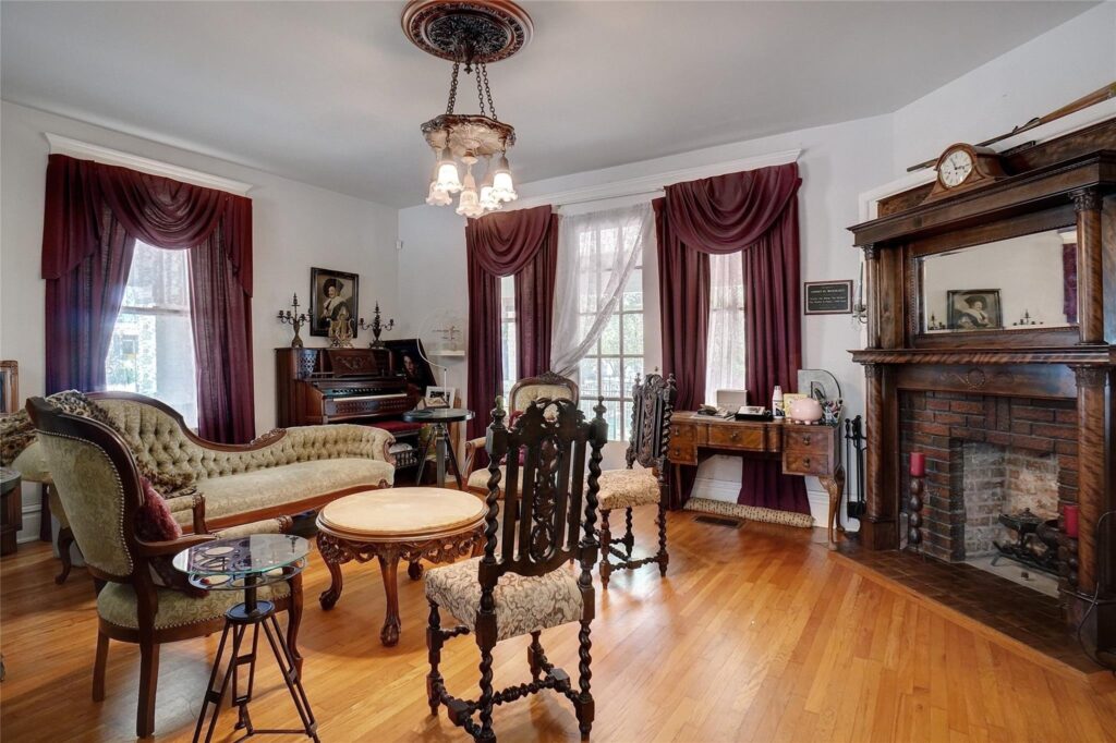 Fairmount Craftsman