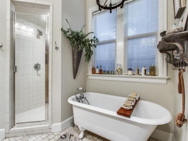 2411-Auburn-Ave.-vector