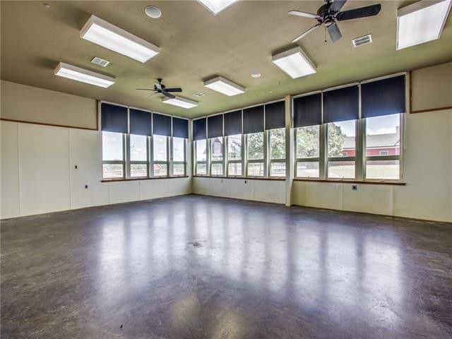 251-N-Oak-Branch-Road-Front