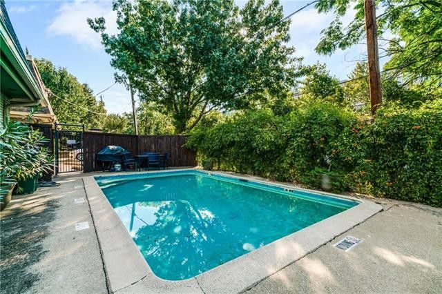 2711-Hood-d