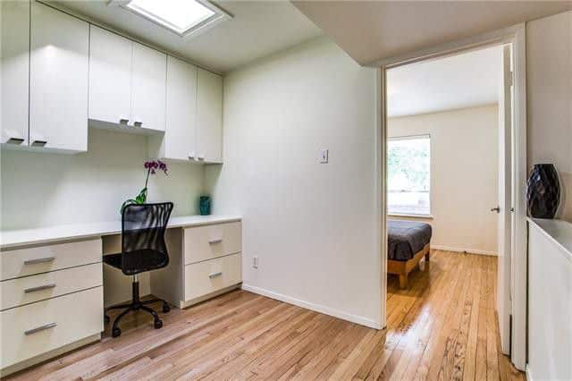 2727-Hood-St.-No.-110-Living