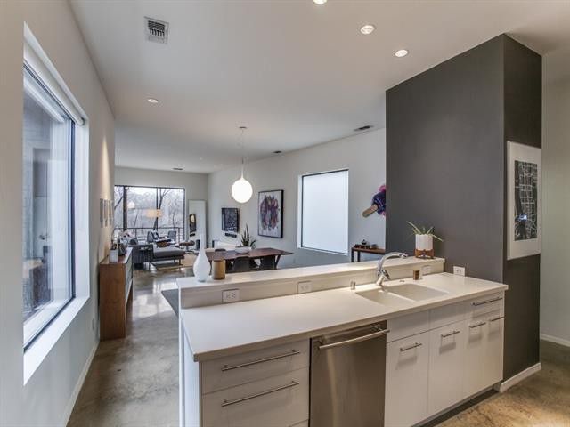 29-Vanguard-way-vector